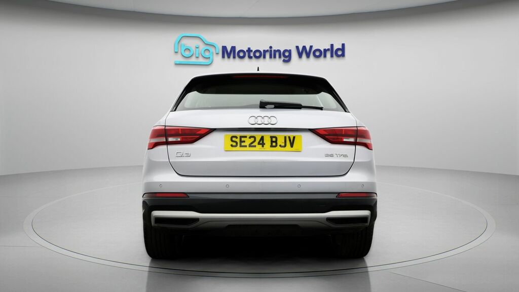 Audi Q3 Sport Silver #6