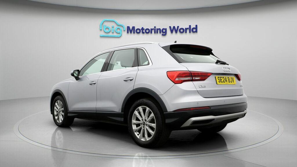 Audi Q3 Sport Silver #5