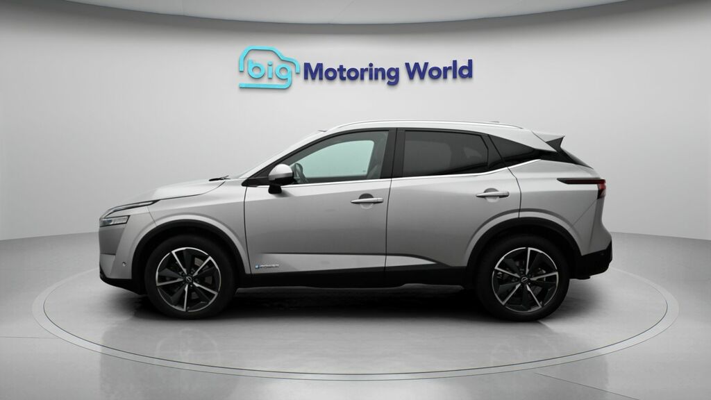 Nissan Qashqai Tekna Silver #4