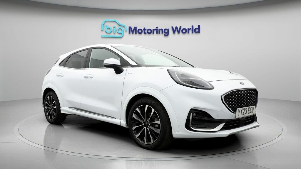 Ford Puma St-line Vignale White