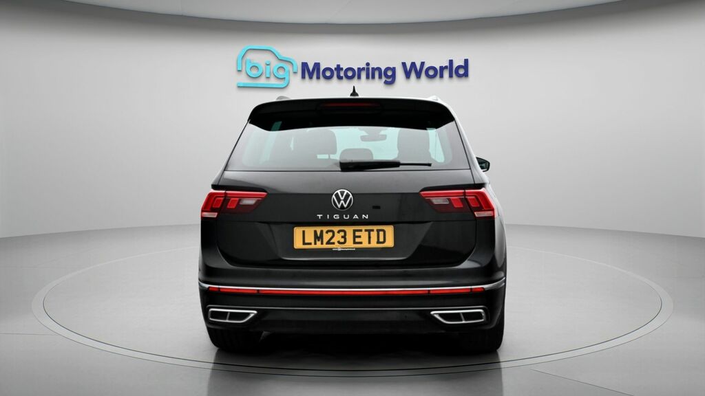 Volkswagen Tiguan R-line LM23ETD Black #6