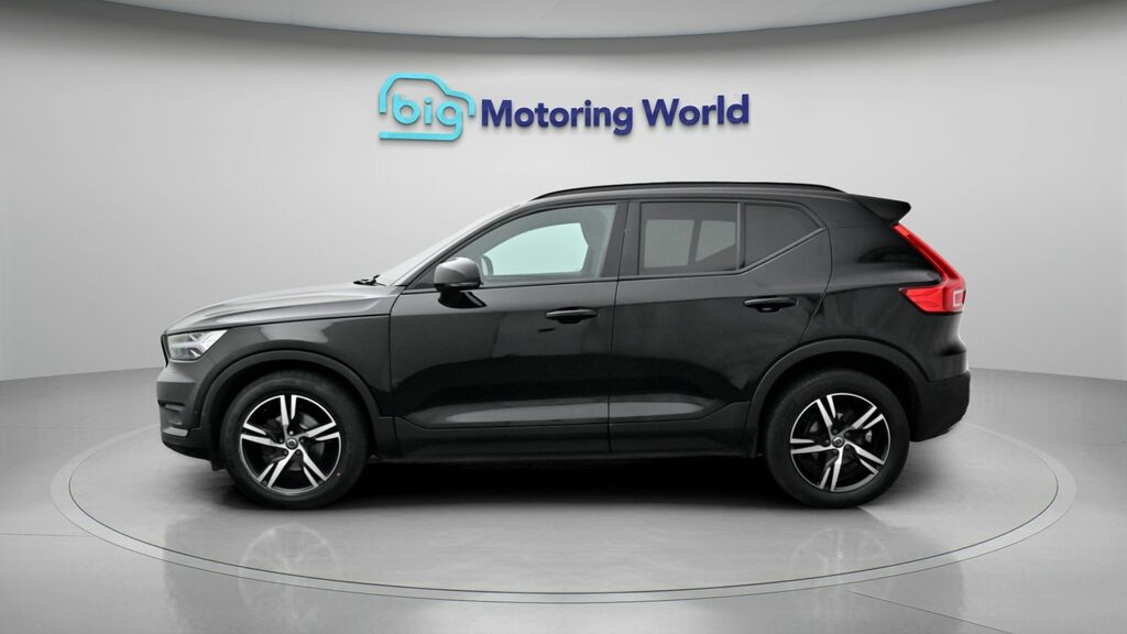 Volvo XC40 R-design LX20HJC Black #4