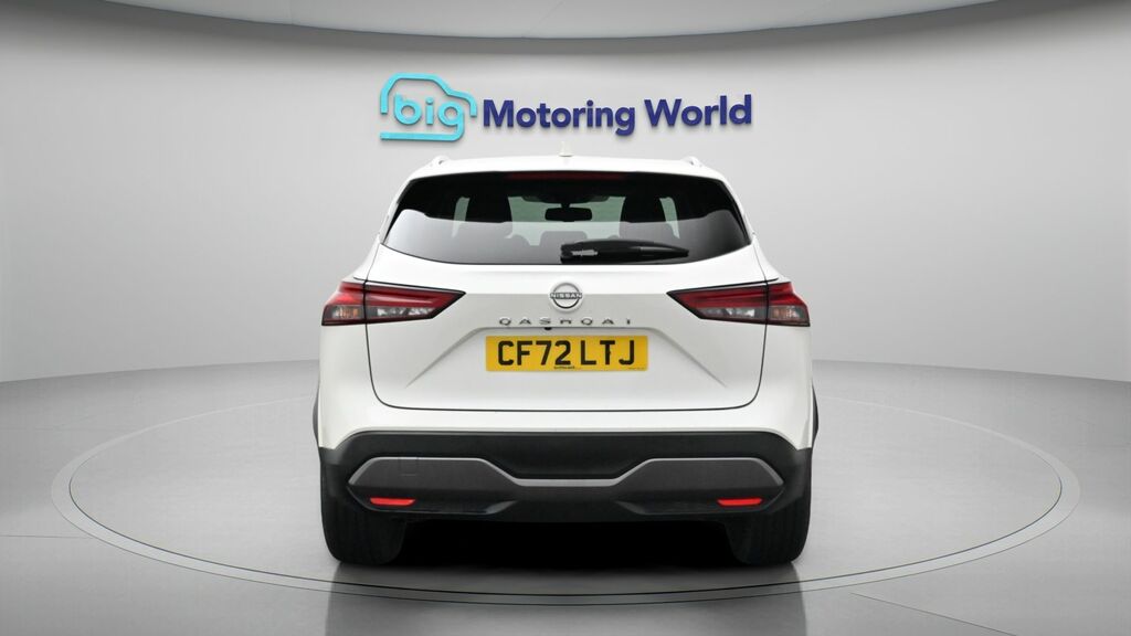 Nissan Qashqai N-connecta CF72LTJ White #6