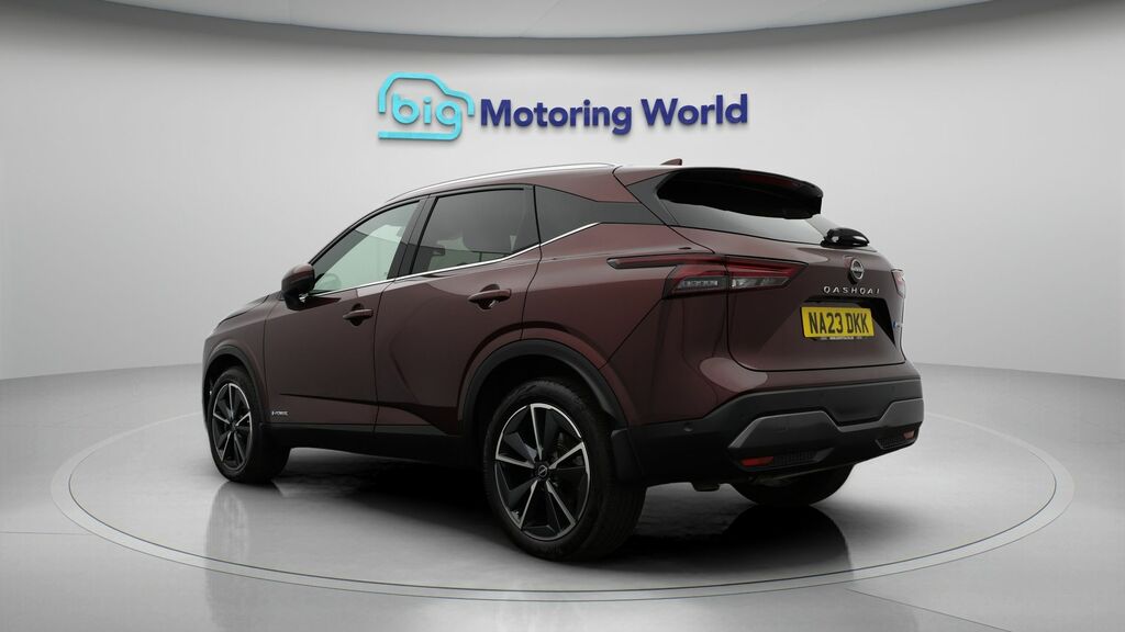 Nissan Qashqai Tekna NA23DKK Red #5