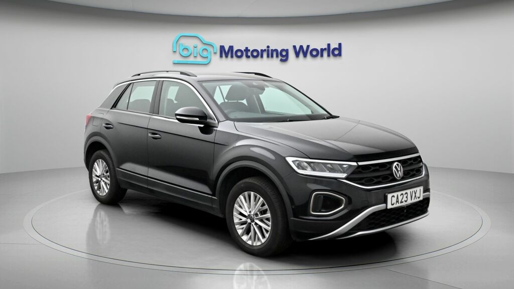 Volkswagen T-Roc Life Black