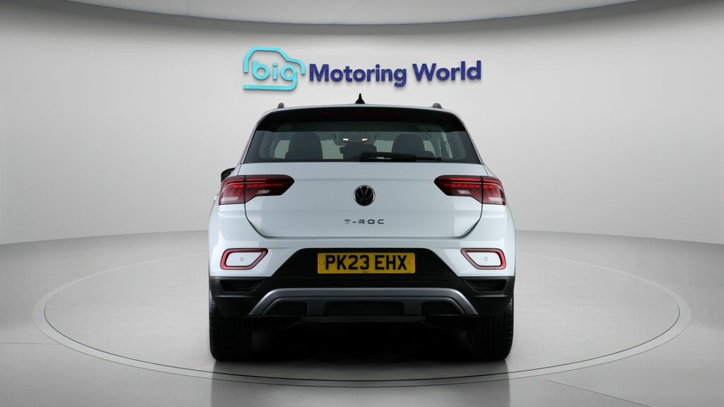 Volkswagen T-Roc Life White #6