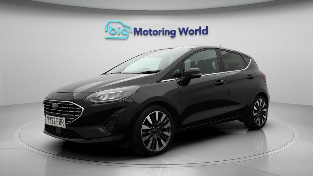 Ford Fiesta Titanium Vignale YY22FRR Black #3