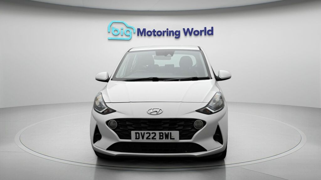 Hyundai I10 Se DV22BWL White #2