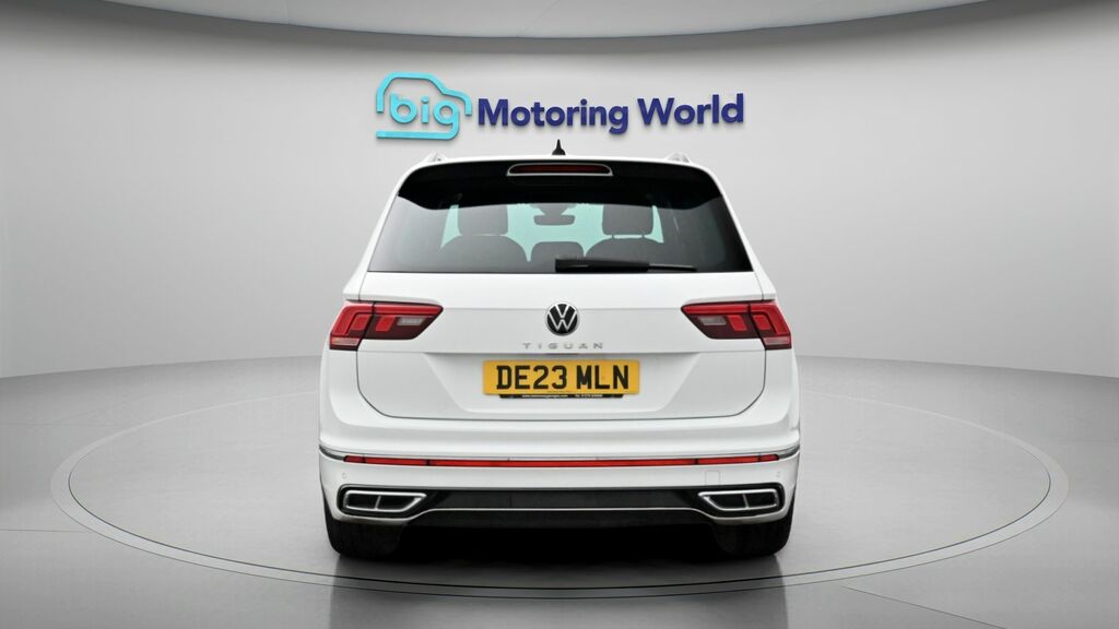 Volkswagen Tiguan R-line Edition DE23MLN White #6