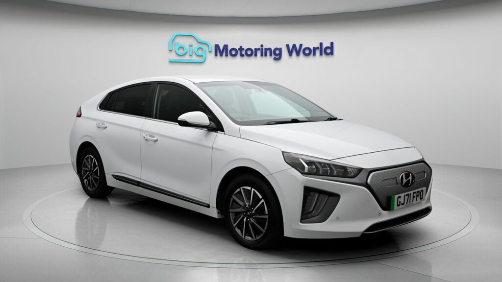 Hyundai Ioniq Premium White