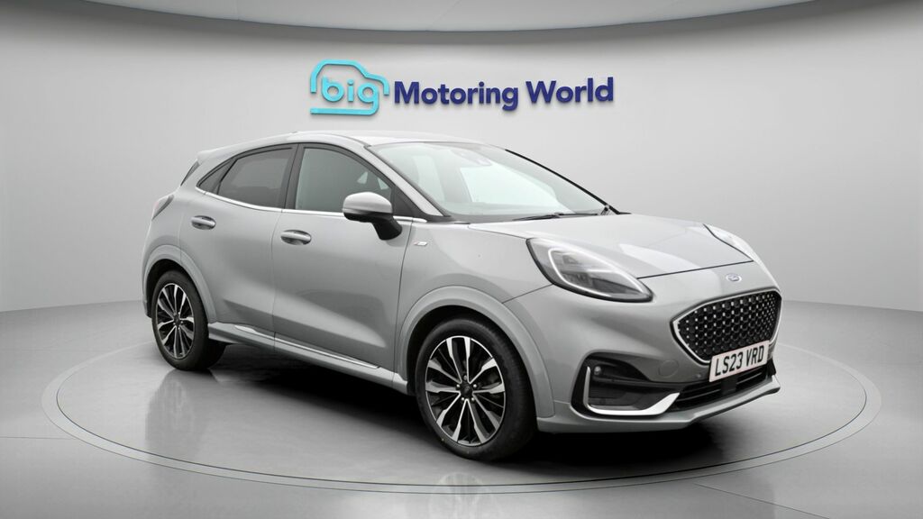 Ford Puma St-line Vignale Silver