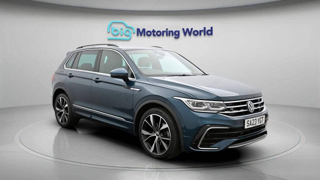 Volkswagen Tiguan R-line Blue