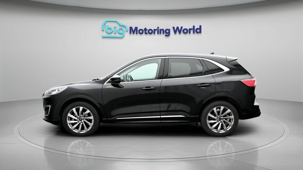 Ford Kuga Vignale Black #4