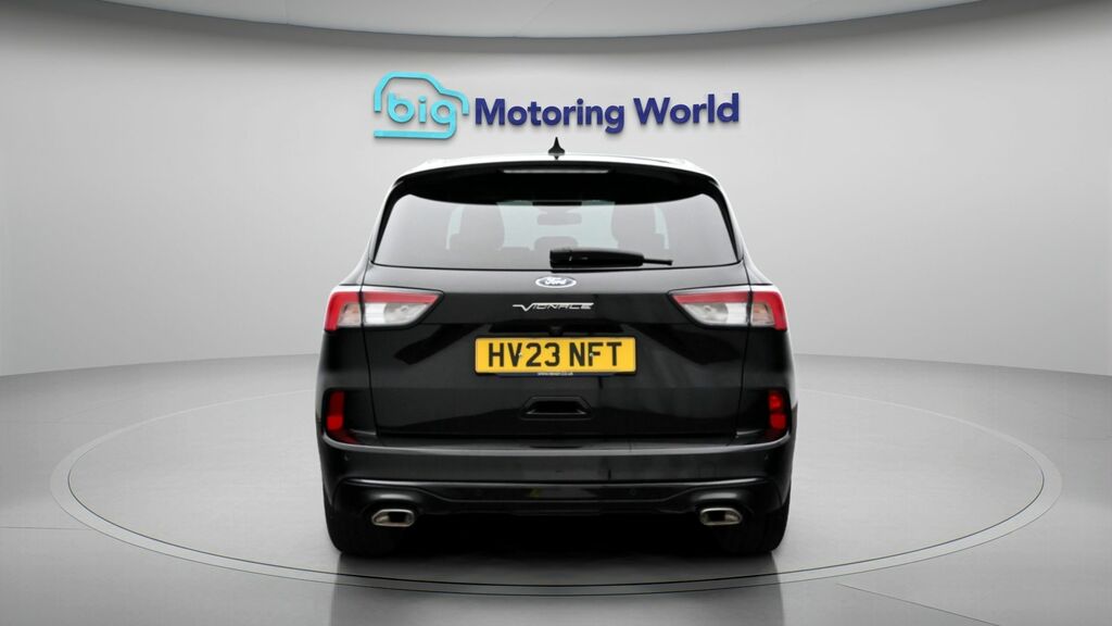 Ford Kuga Vignale Black #6