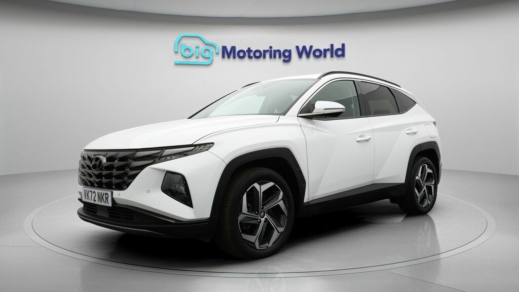 Hyundai Tucson Premium White #3