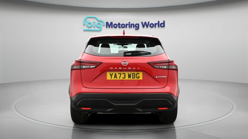 Nissan Qashqai Acenta Premium YA73WBG Red #6
