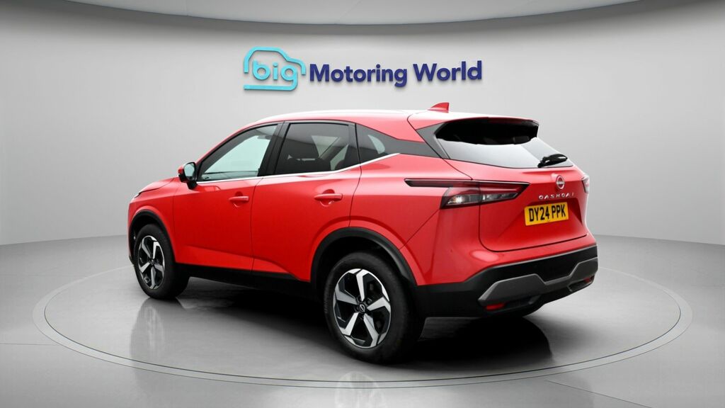 Nissan Qashqai N-connecta DY24PPK Red #5