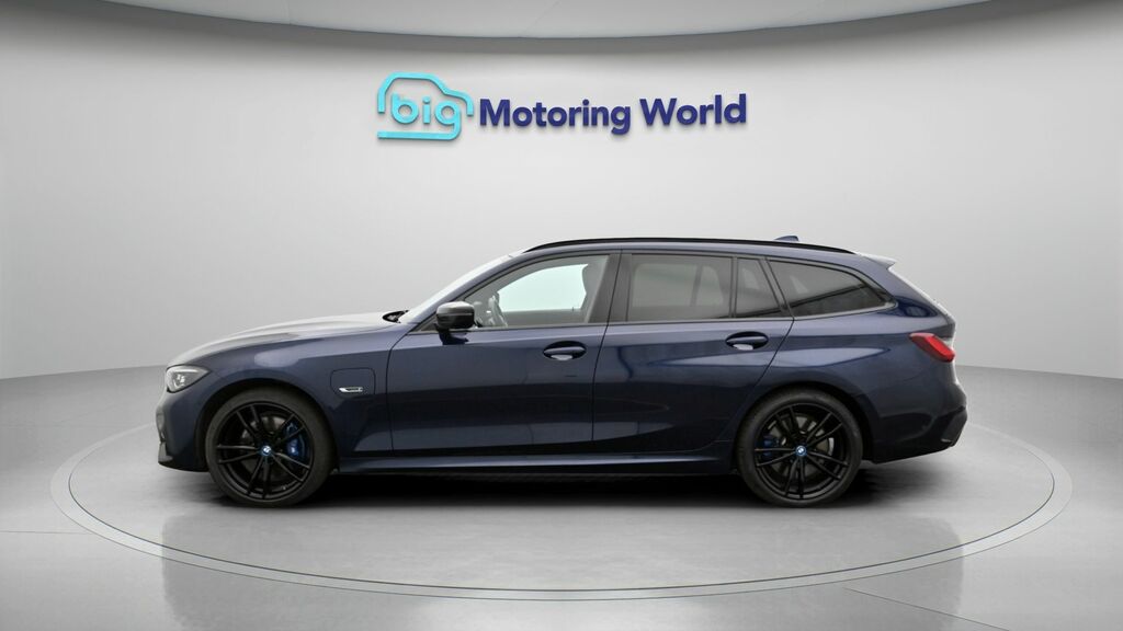 BMW 3 Series M Sport Pro Edition LK71HVJ Blue #4