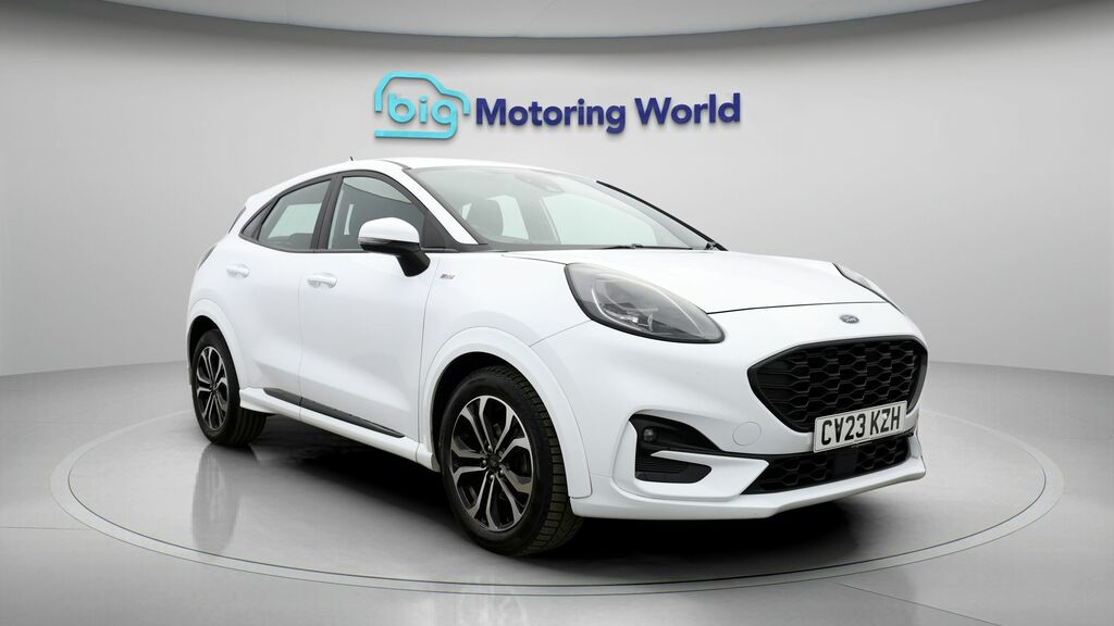Ford Puma St-line White