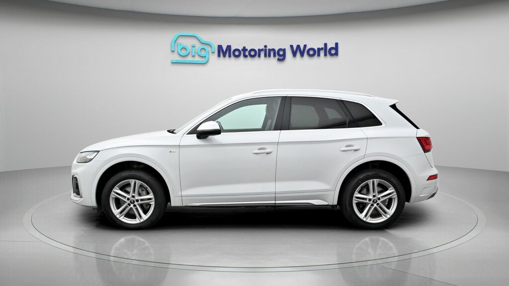 Audi Q5 S Line BJ21UHX White #4
