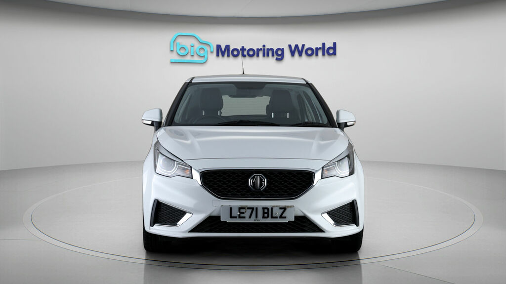 MG MG3 Exclusive Nav LE71BLZ White #2