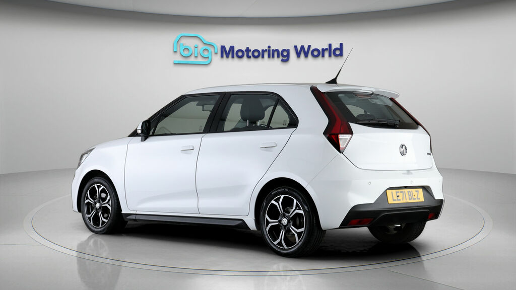 MG MG3 Exclusive Nav LE71BLZ White #5