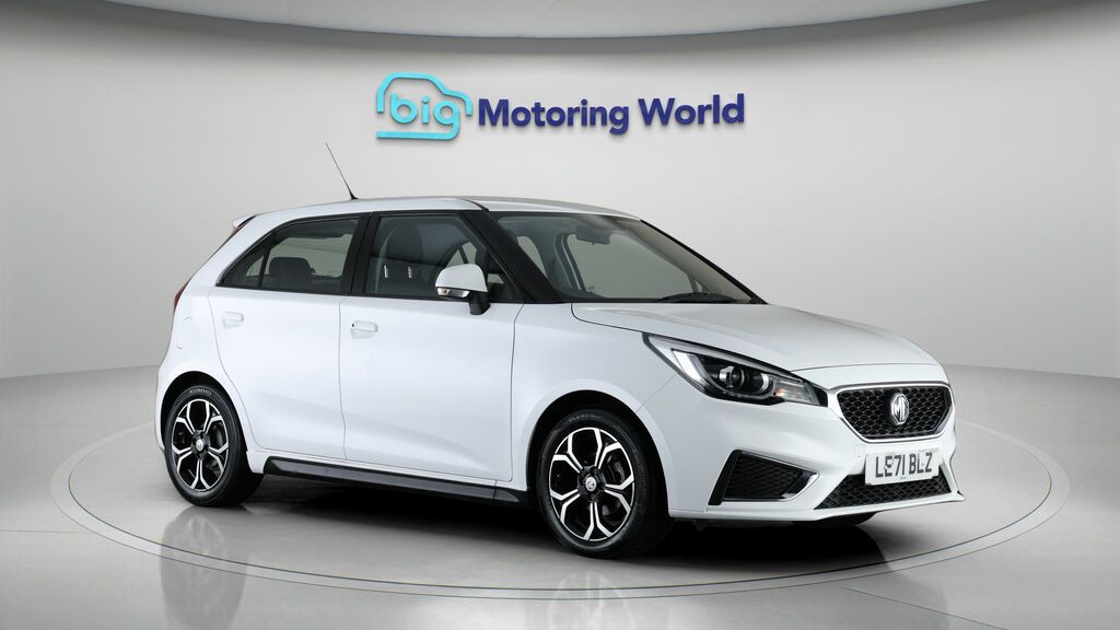 MG MG3 Exclusive Nav White