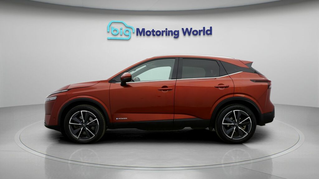 Nissan Qashqai Tekna DX23YBR Red #4