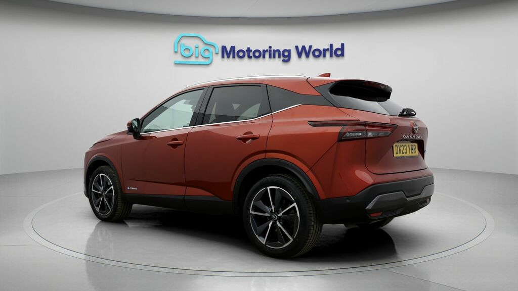 Nissan Qashqai Tekna DX23YBR Red #5