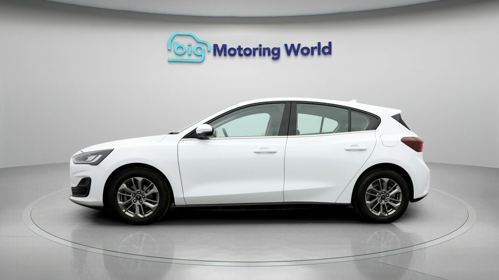 Ford Focus Titanium BD23LLT White #4