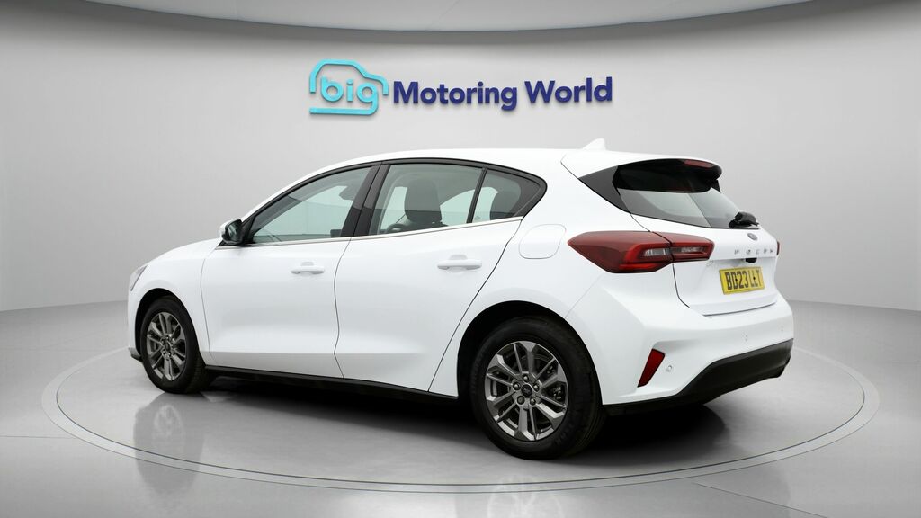 Ford Focus Titanium BD23LLT White #5