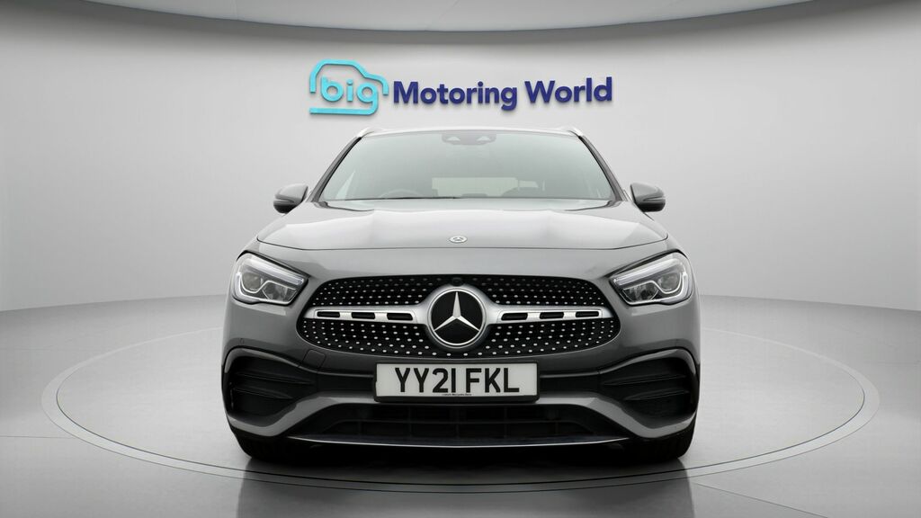 Mercedes-Benz GLA Class Amg Line YY21FKL Grey #2