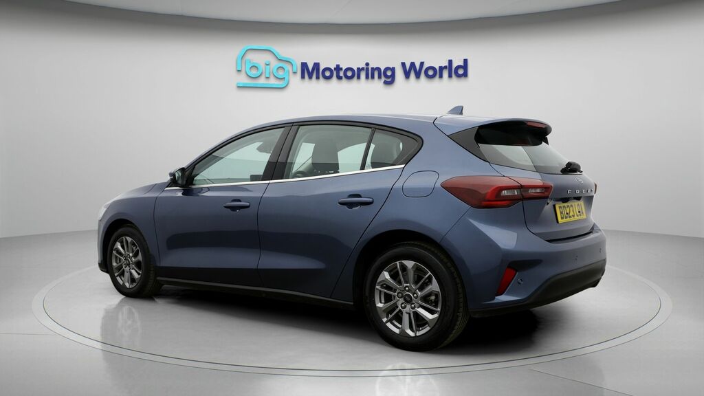 Ford Focus Titanium Blue #5