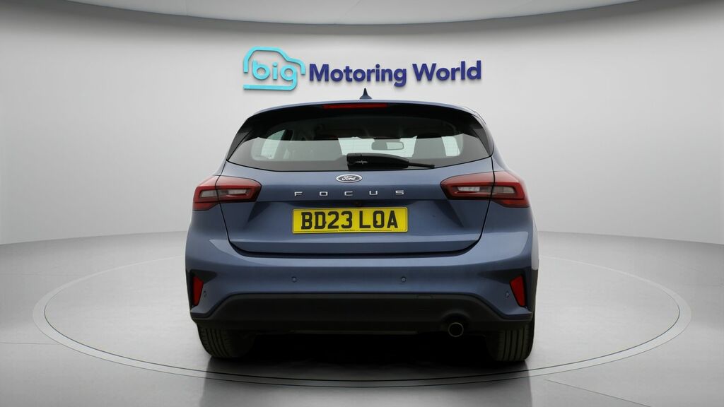 Ford Focus Titanium Blue #6