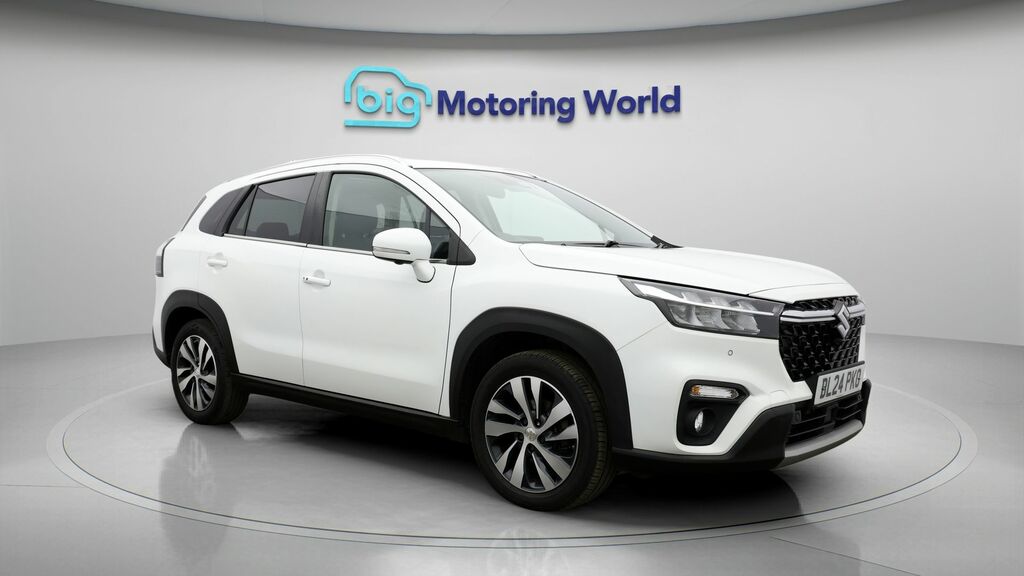 Suzuki S Cross Ultra White