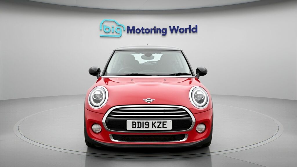 Mini Hatch Cooper Exclusive BD19KZE Red #2