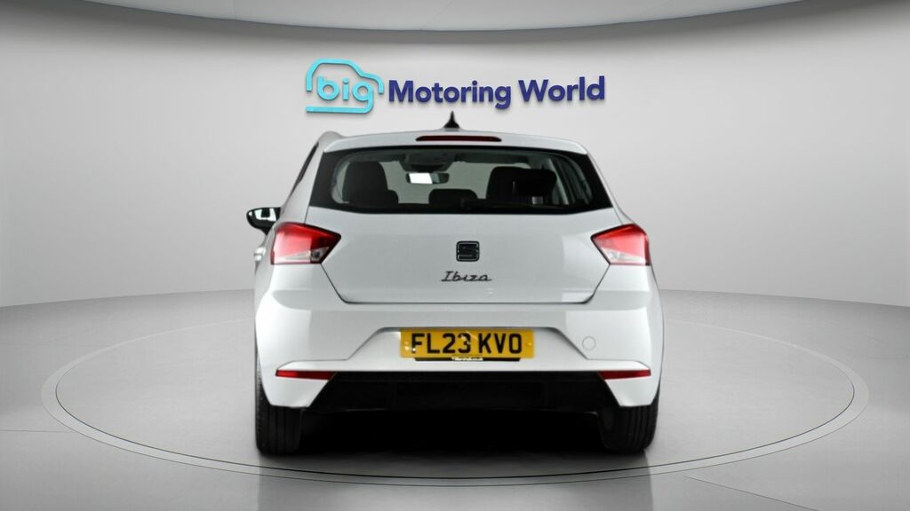 Seat Ibiza Se White #6