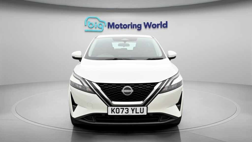 Nissan Qashqai Acenta Premium KO73YLU White #2