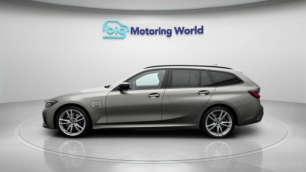 BMW 3 Series M Sport Pro Edition FG22YDO Grey #4
