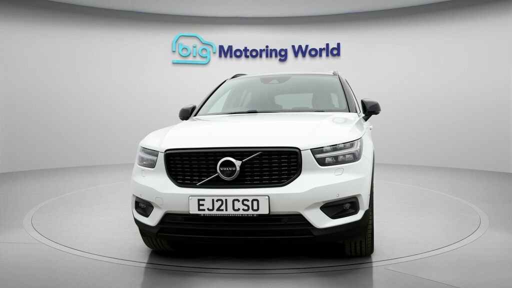 Volvo XC40 R-design Pro EJ21CSO White #2