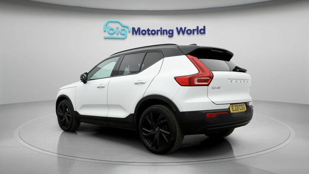 Volvo XC40 R-design Pro EJ21CSO White #5