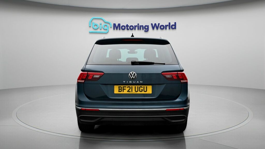 Volkswagen Tiguan Active Blue #6
