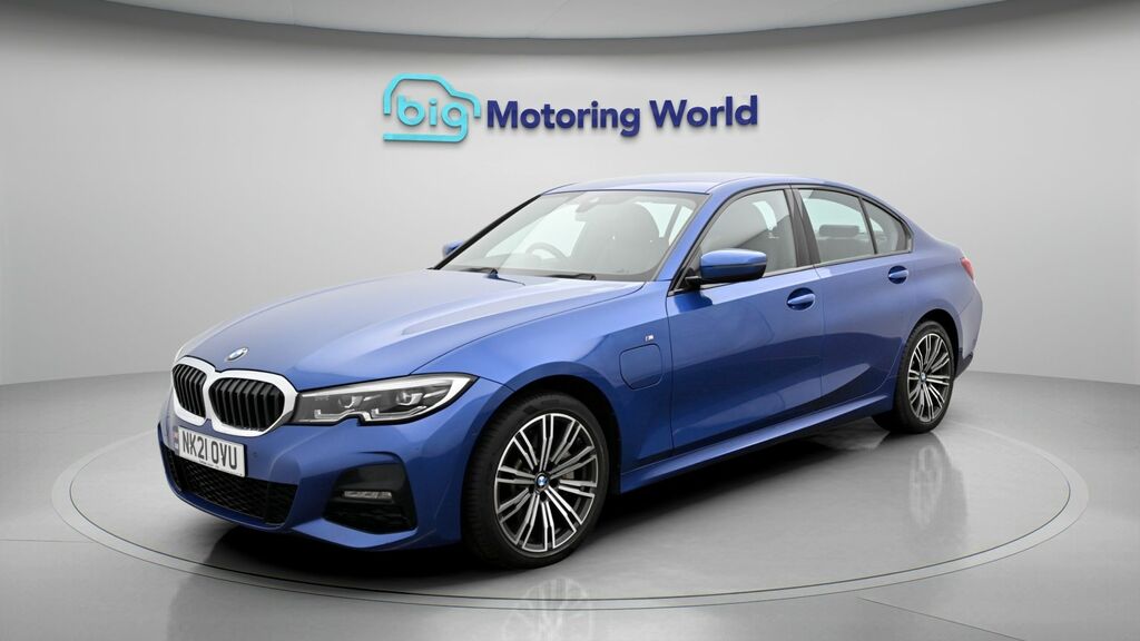 BMW 3 Series M Sport NK21OVU Blue #3
