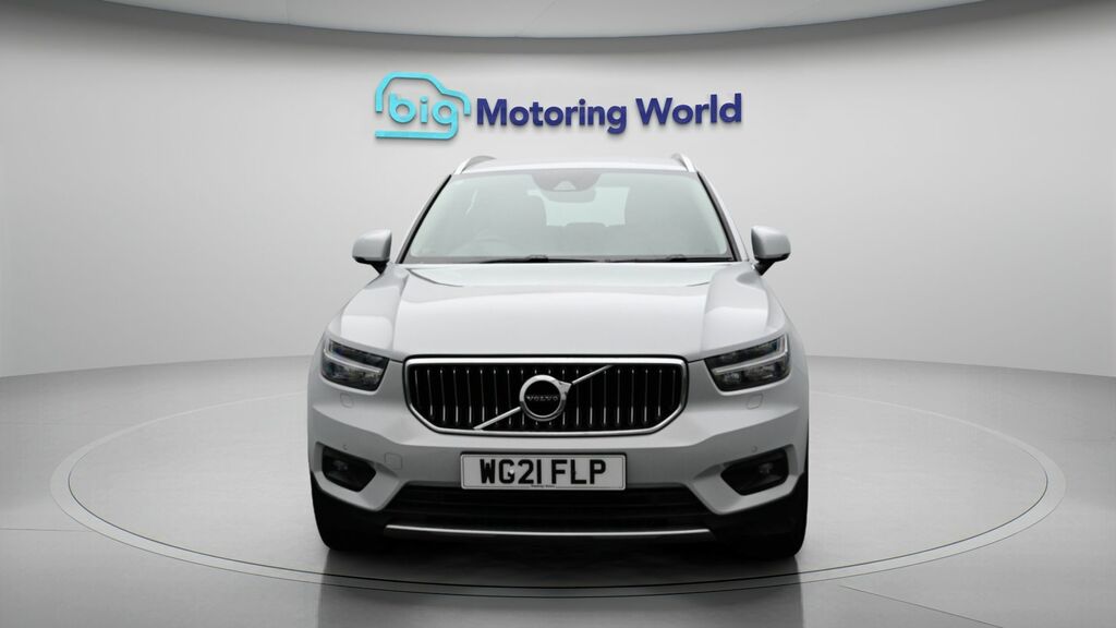 Volvo XC40 Inscription Pro WG21FLP Silver #2