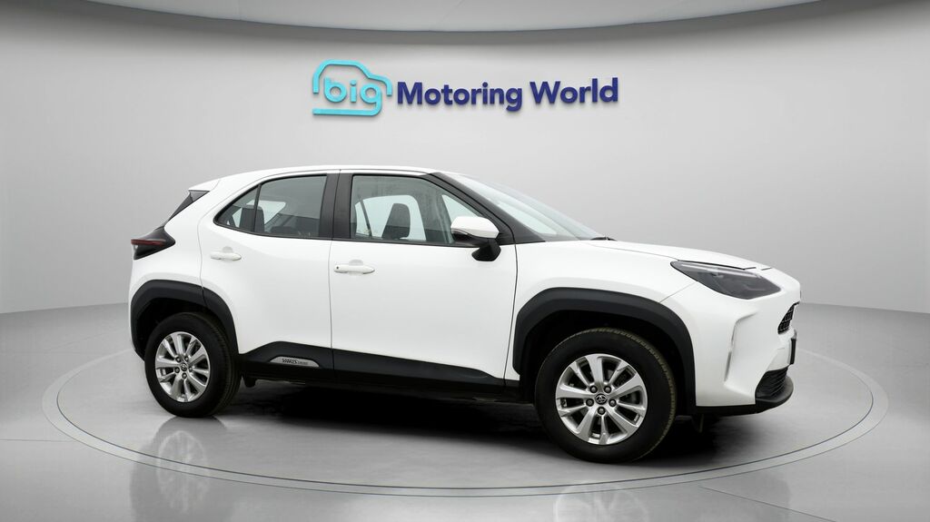 Toyota Yaris Cross Icon White