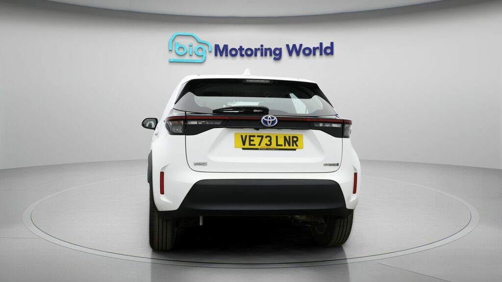 Toyota Yaris Cross Icon VE73LNR White #6