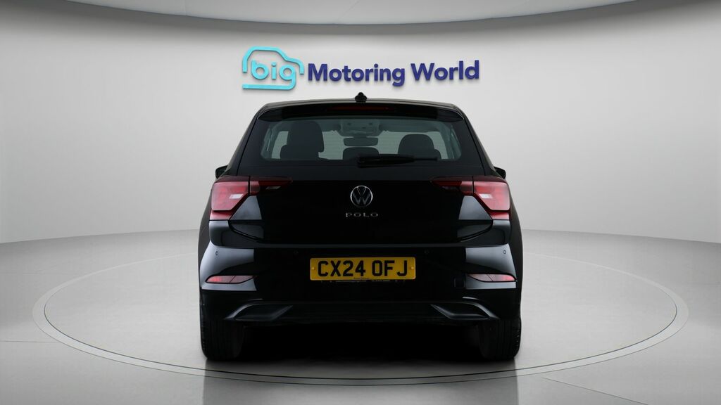 Volkswagen Polo Life CX24OFJ Black #6