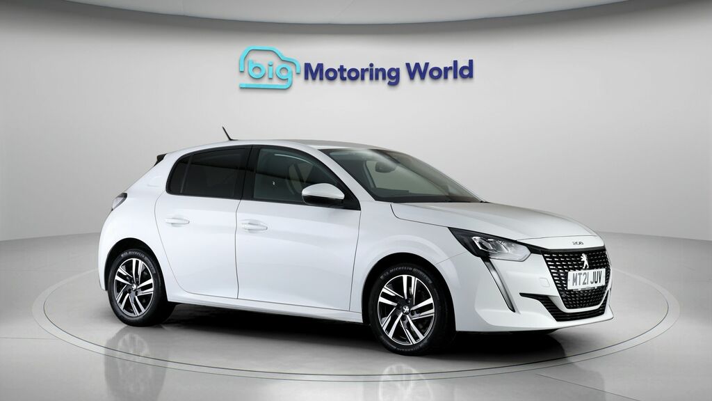 Peugeot 208 Allure White