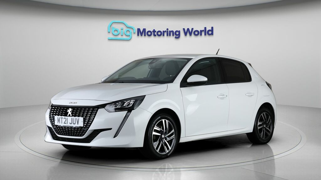 Peugeot 208 Allure White #3