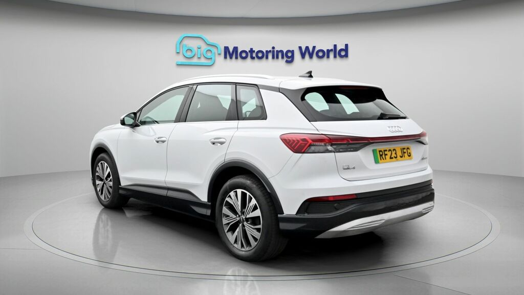 Audi Q4 E Tron Sport White #5